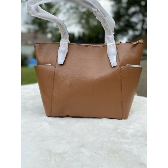 NWT MICHAEL Michael Kors Jet Set East West Top Zip - Picture 2 of 6